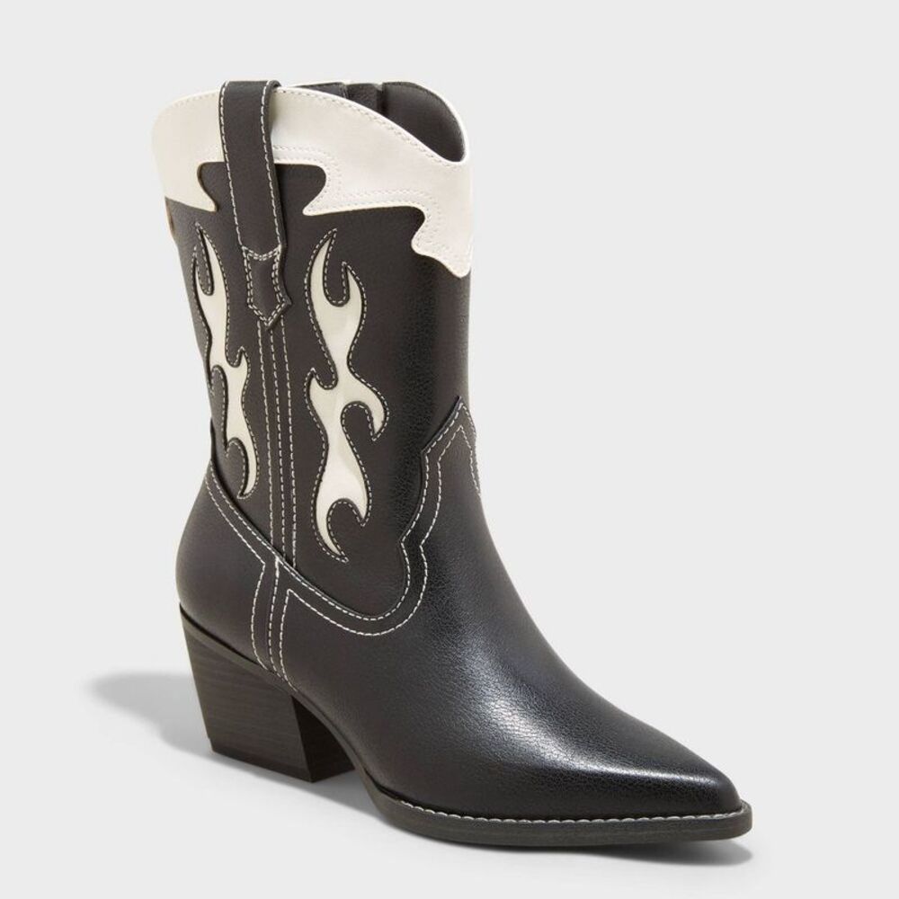 Universal Thread Black and White Heeled Boots